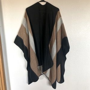 Oversized Poncho Cardigan